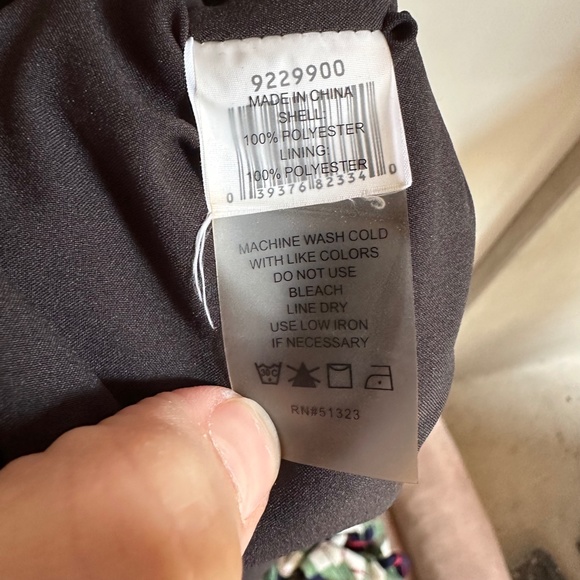 Vince Camuto Tie-Waist Crepe Black Dress - Picture 4 of 7